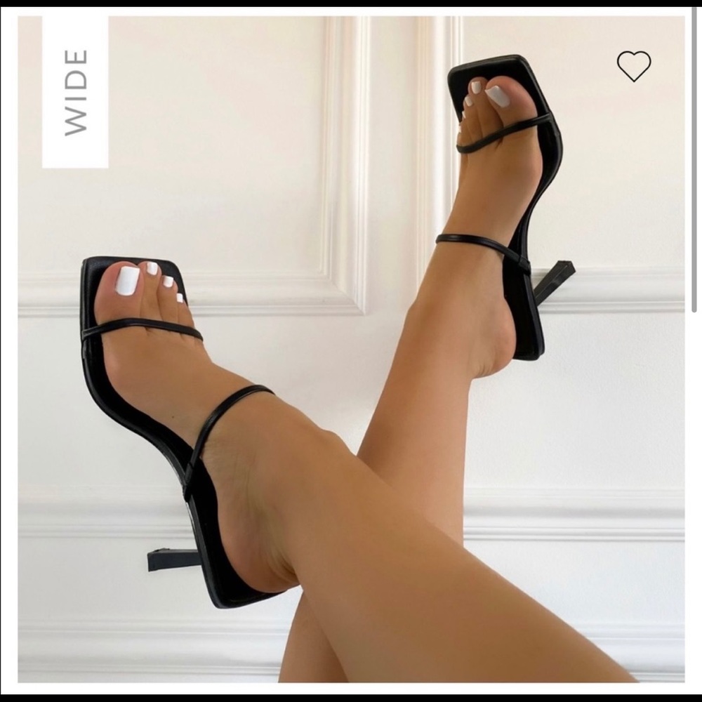 MAKAYLA WIDE BLACK TWO PART STRAP STILETTO MULES